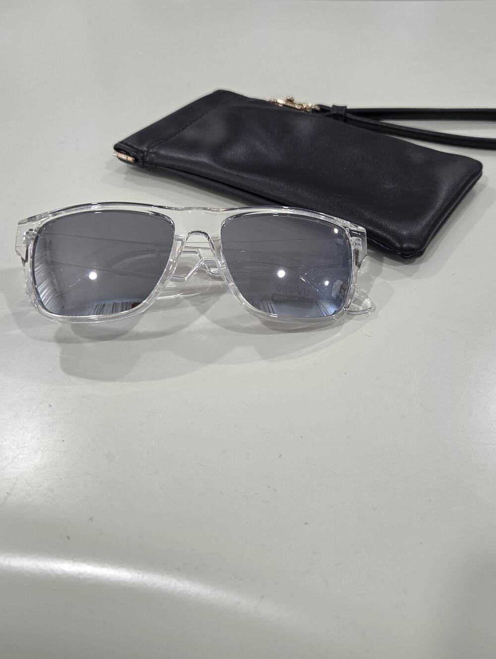 Clear Mirrored UV 400 Protection Sunglasses Unisex With A New Day Case